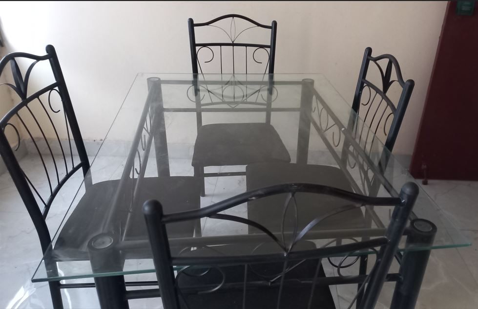Glass Top 4-Seater Dining set - Image 2