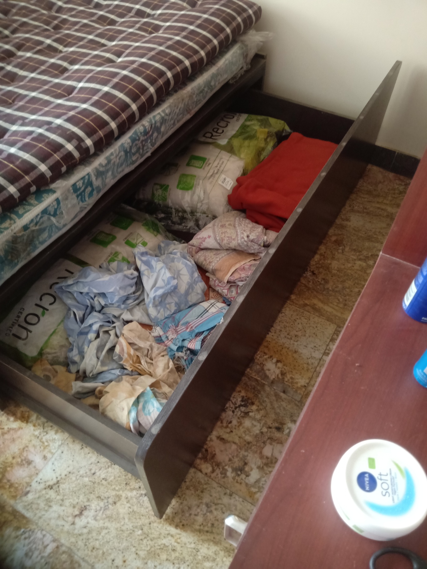 Used Wooden Double Bed - Image 3