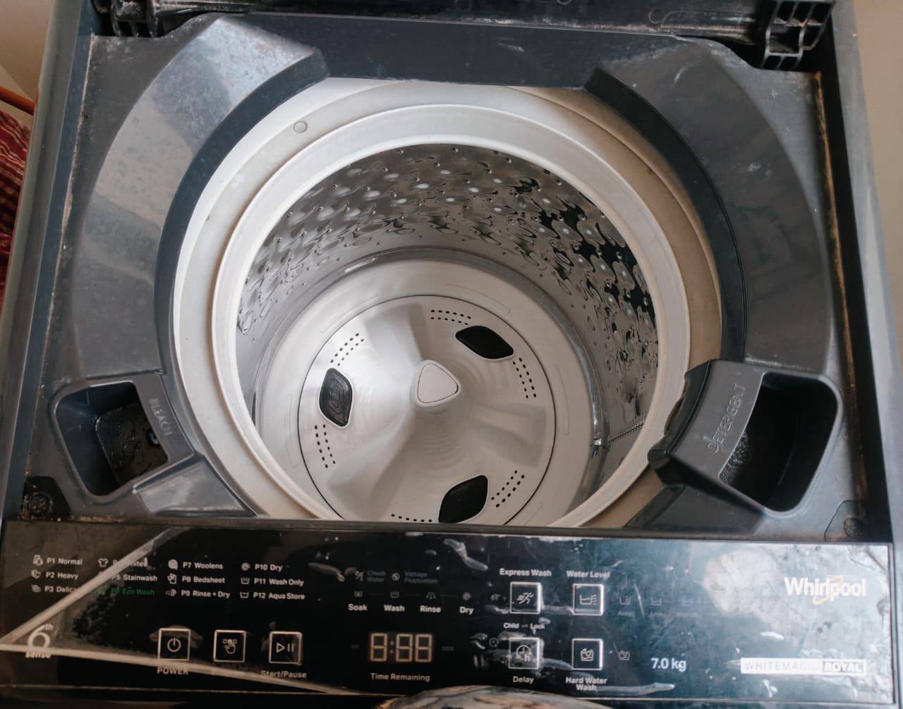 Moving Out Sale! 🧺 Washing Machine for Sale – Whirlpool 7 Kg Fully Automatic Top Load - Image 3