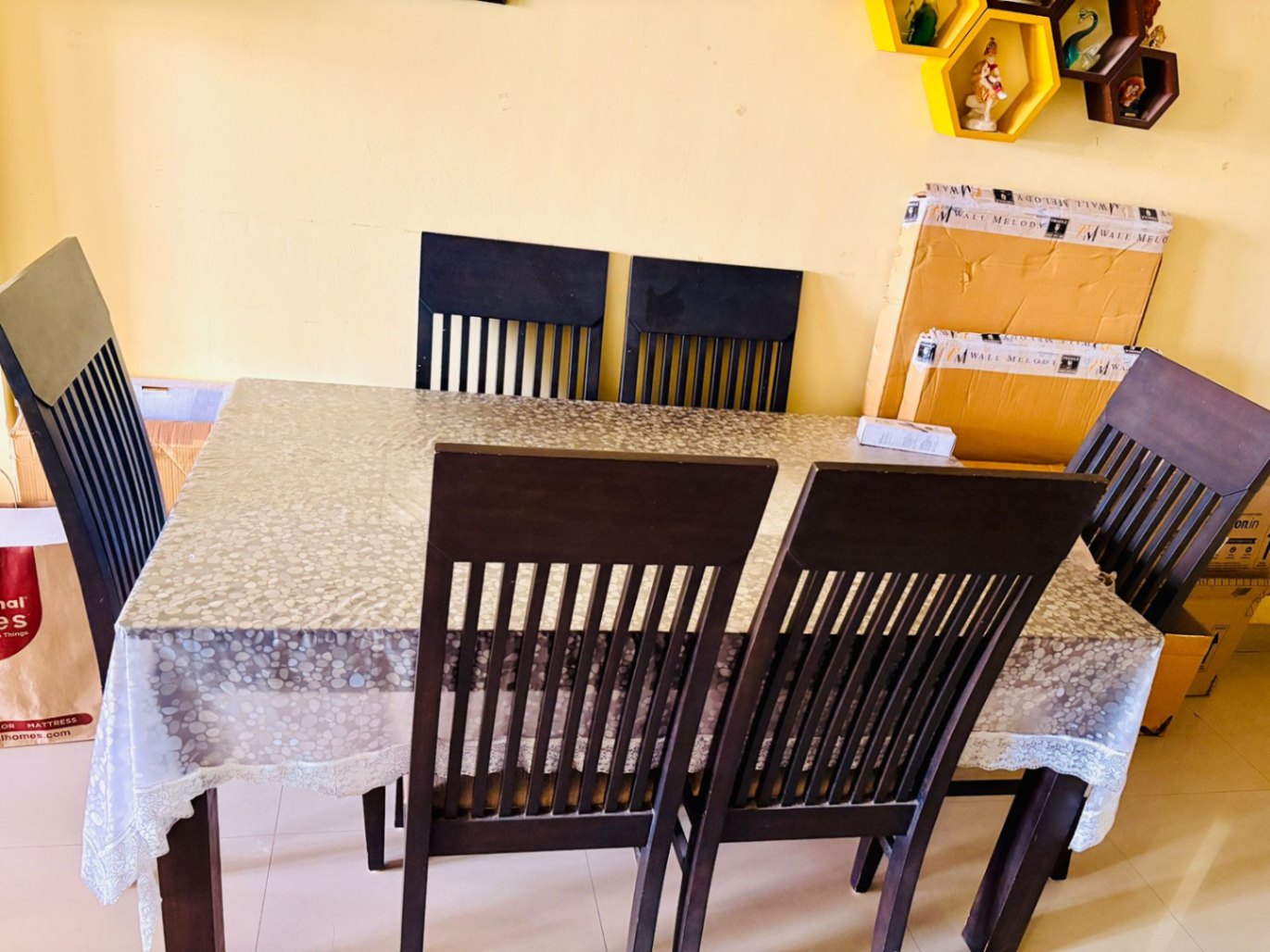 6 seater dining table for sale - Image 1