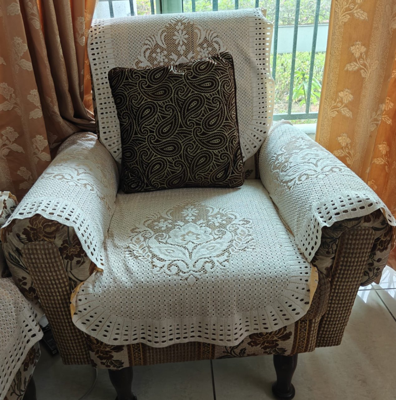 Wooden 5-Seater Sofa Set - Image 1
