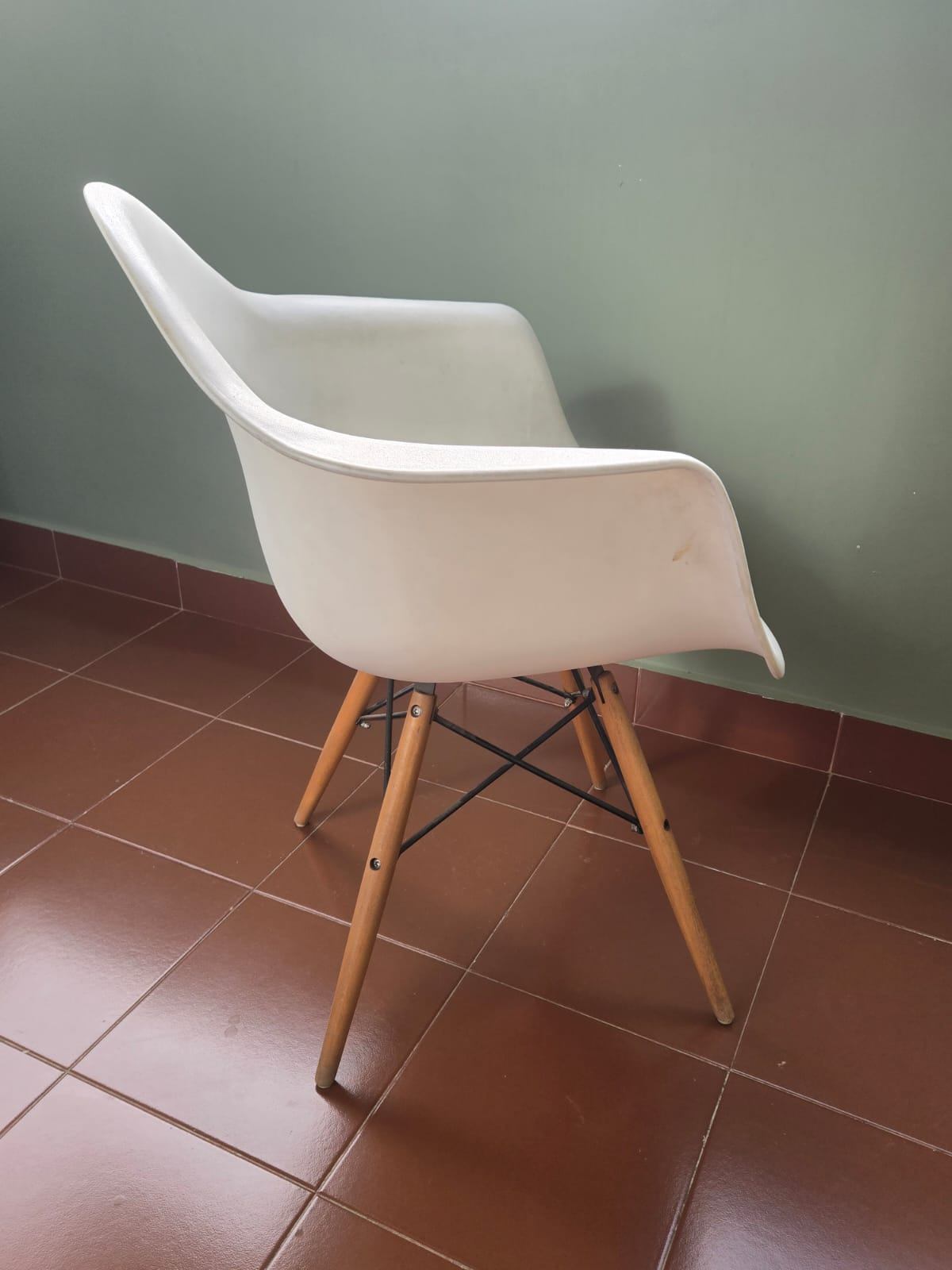 Modern Designer Accent Chairs [White] - Image 5