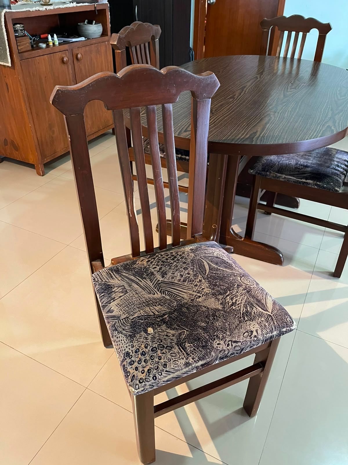 4-Seater Oval Dining Set + 4 Carved High-Back Chairs - Image 1