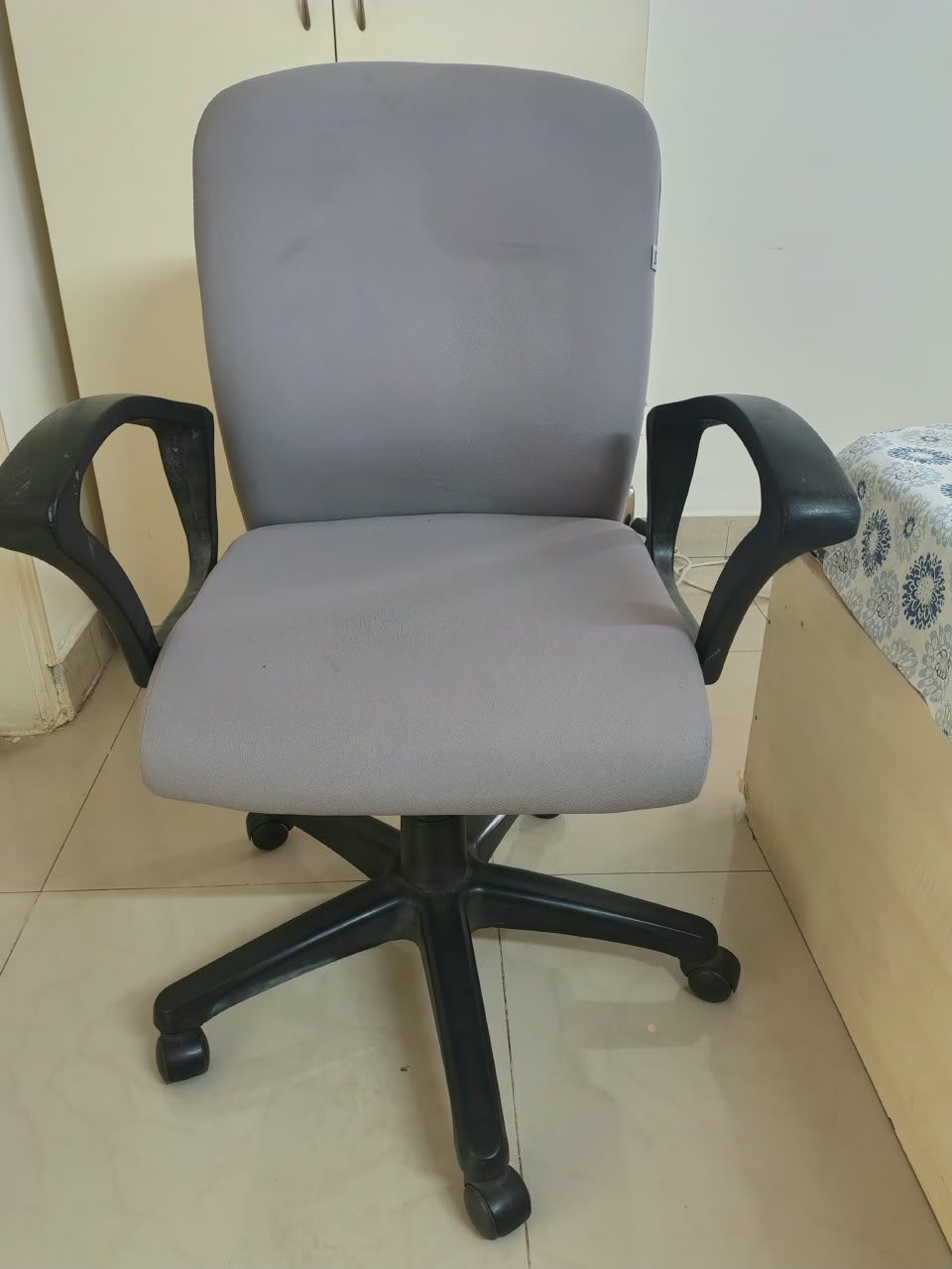Office Chair - Image 1