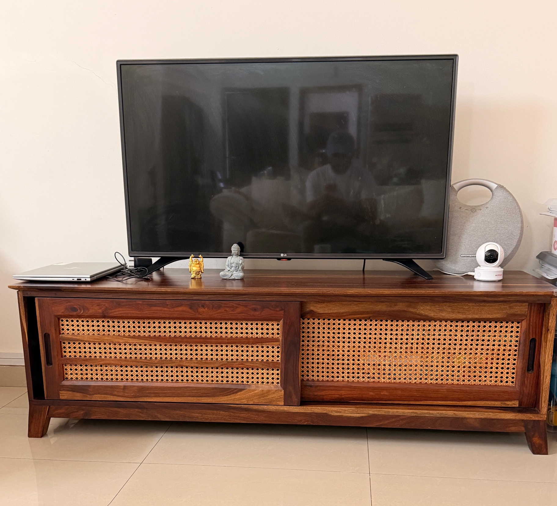 Wooden Sheesham TV unit - Image 6