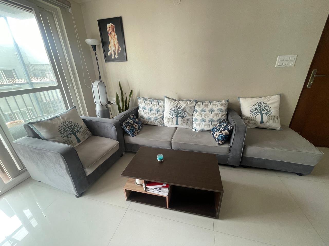 (3+1)Sofa + Ottoman - Image 1