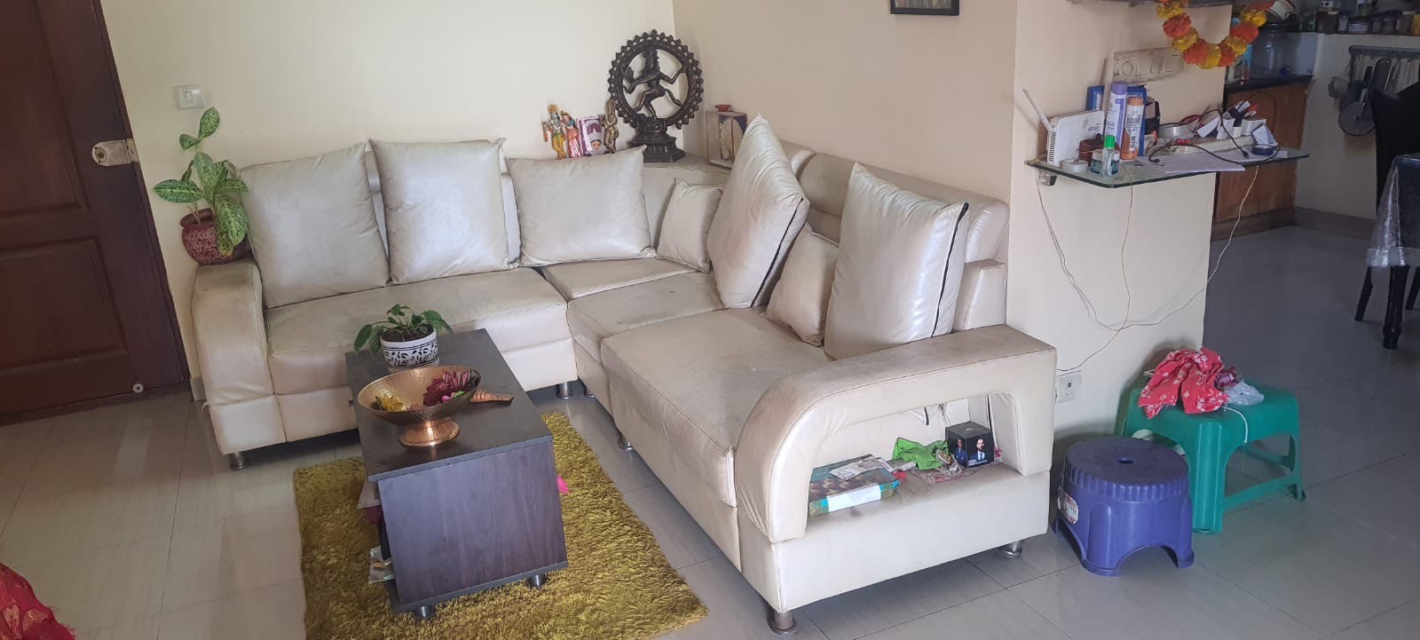 L shaped pearl white 5 seated sofa modular - Image 3