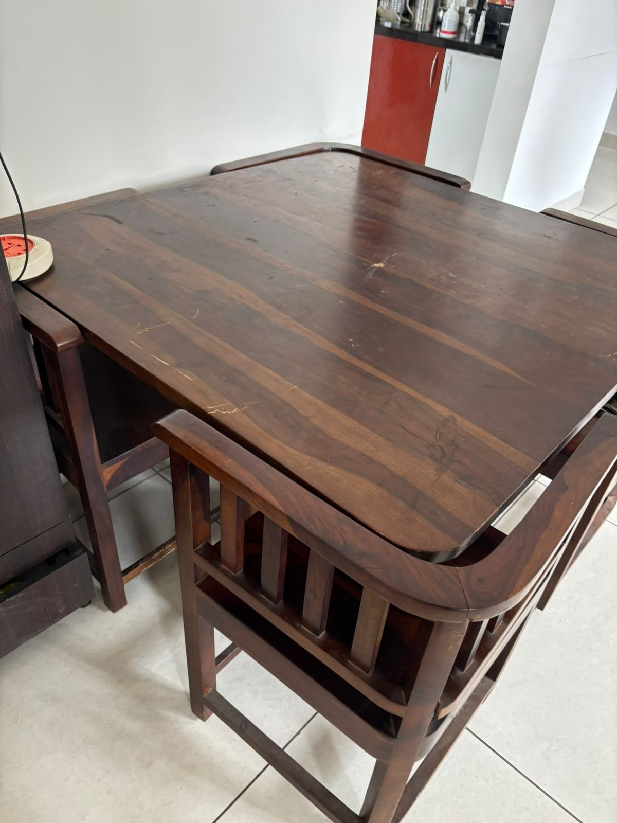 4 seater dinning table  - Image 2