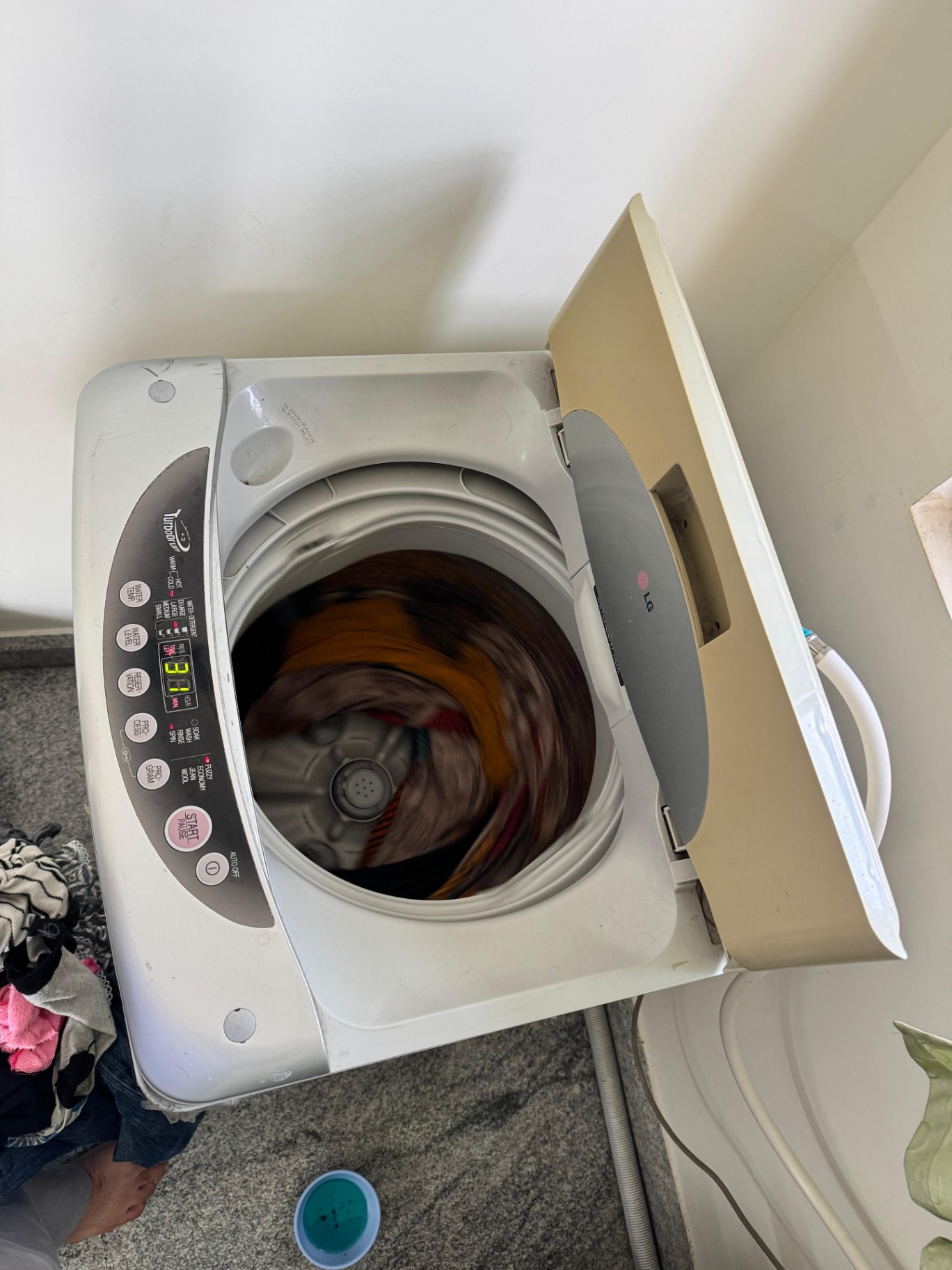 LG fully automatic  - Image 2