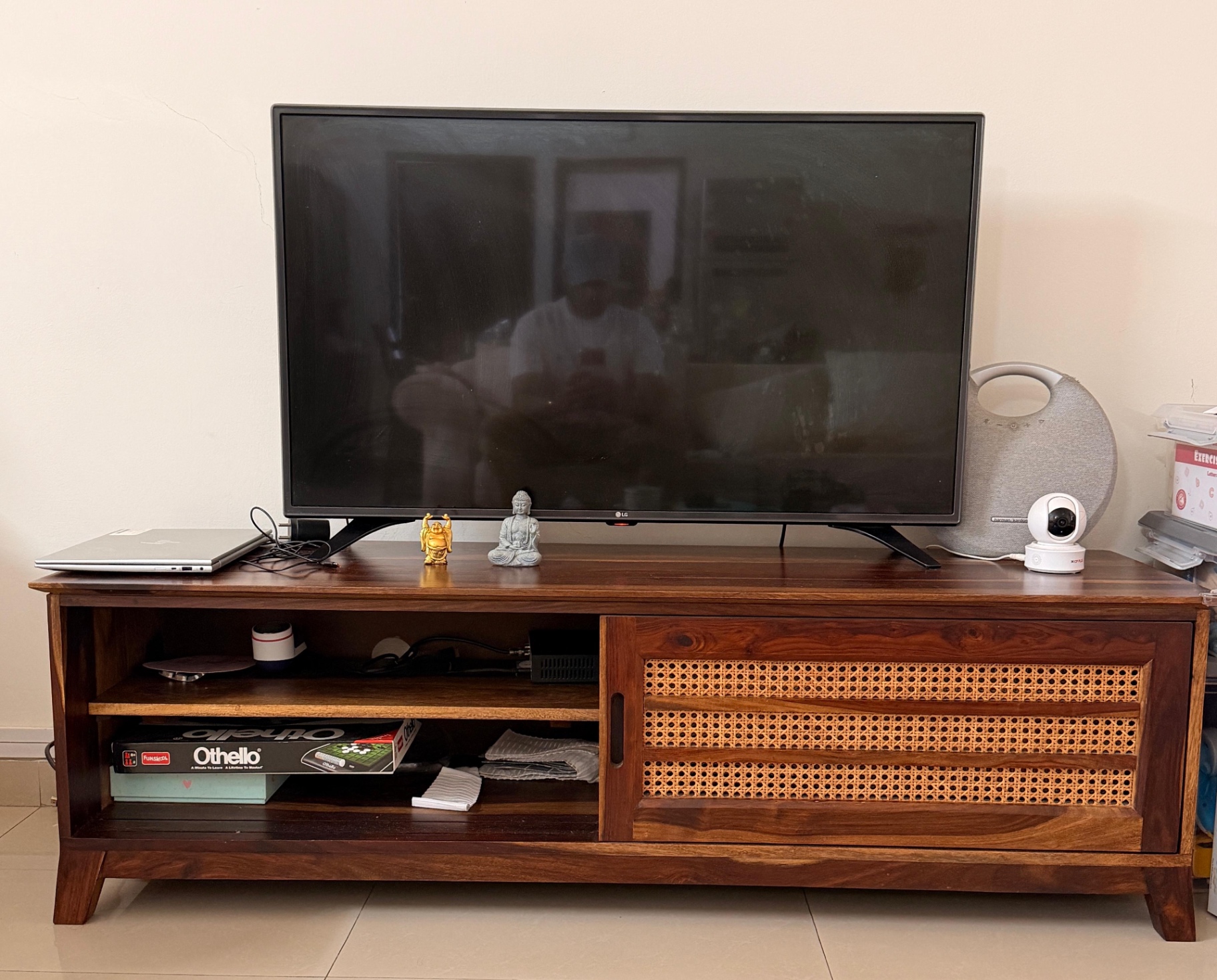 Wooden Sheesham TV unit - Image 7