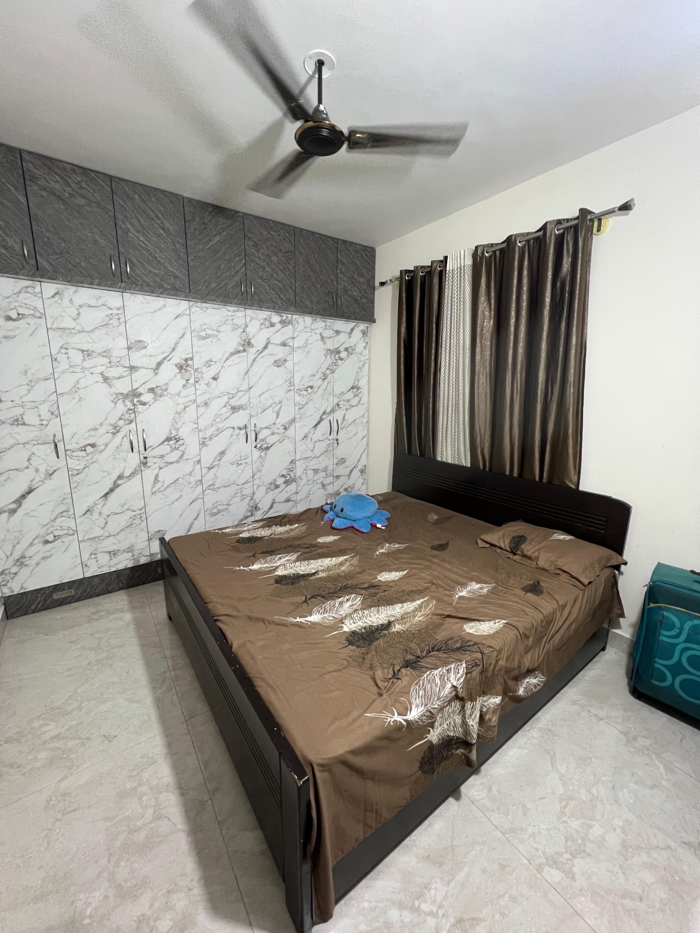 King size bed available for sale - Image 1