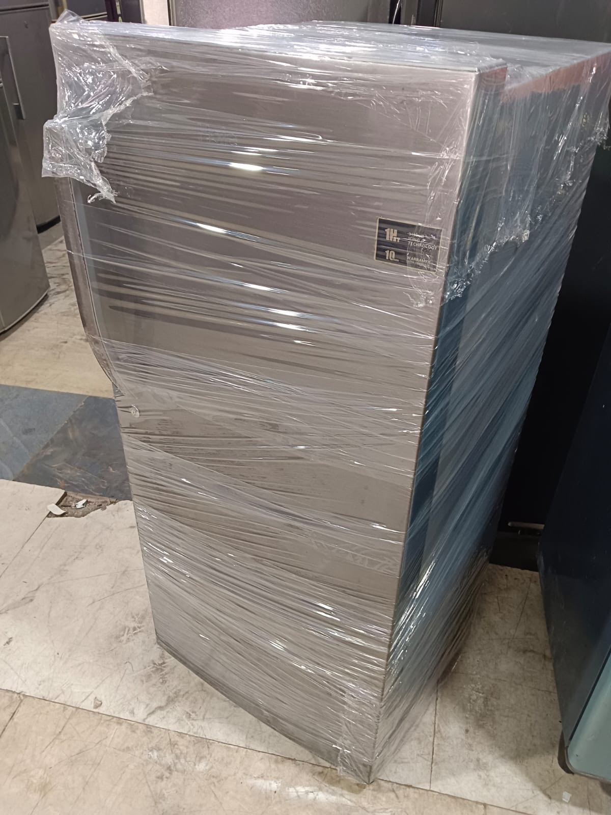 Second Hand Haier Refrigerator  - Image 2