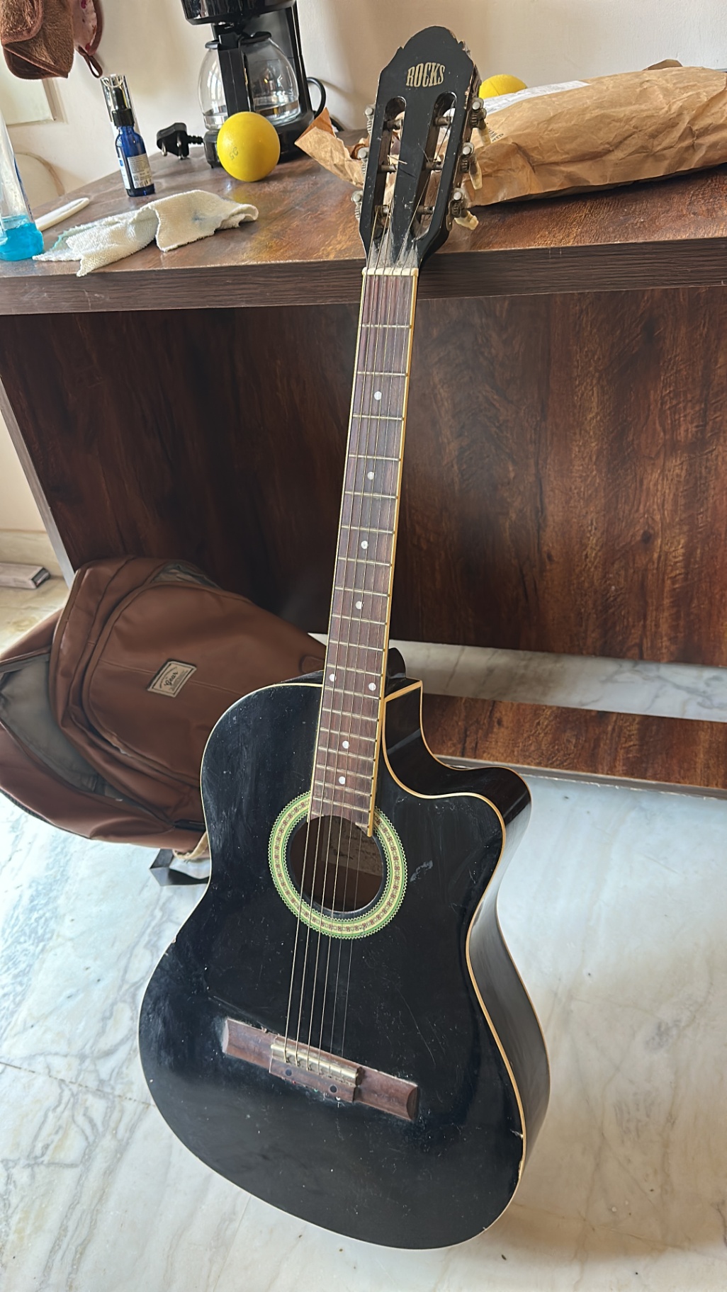 ROCKS acoustic guitar - Image 6