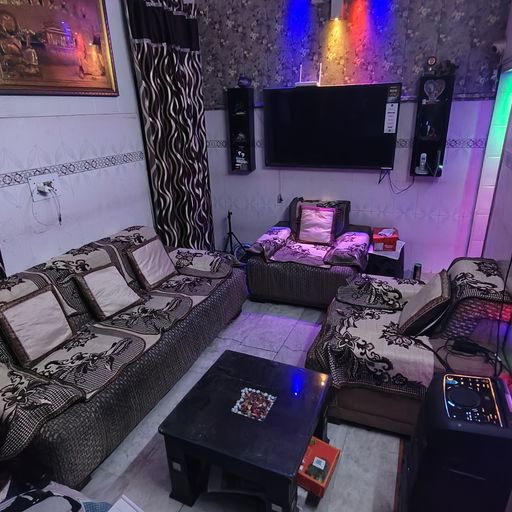 5 seater sofa with table for sale in excellent condition  - Thumbnail