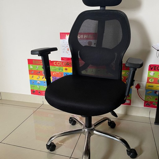 Office chair in good condition available for sale. - Thumbnail